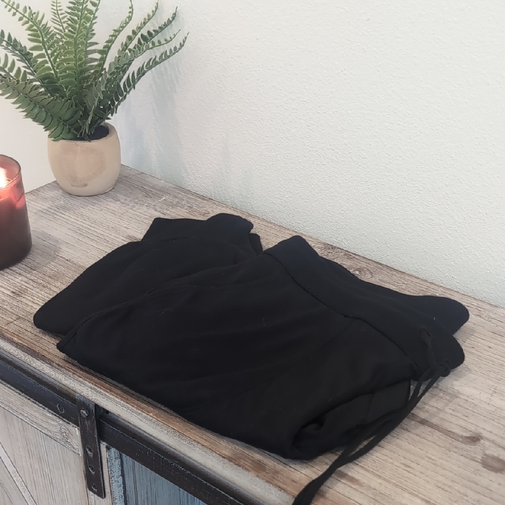 Athleta Black Relaxed Joggers